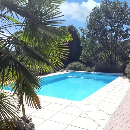 Ravissante A Avec Piscine Privee Villa